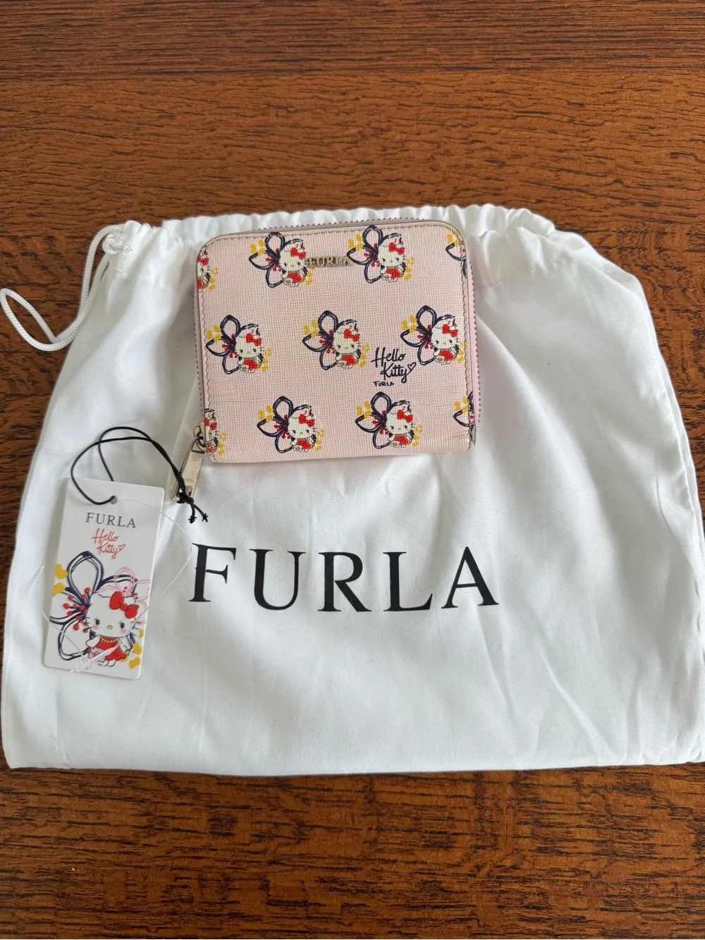 NWT Furla x Hello Kitty Limited Edition Floral Zip Wallet - Picture 1 of 8